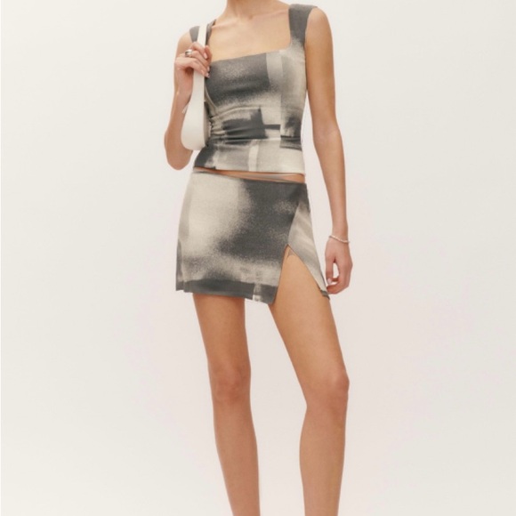Reformation top and skirt set - Picture 1 of 3